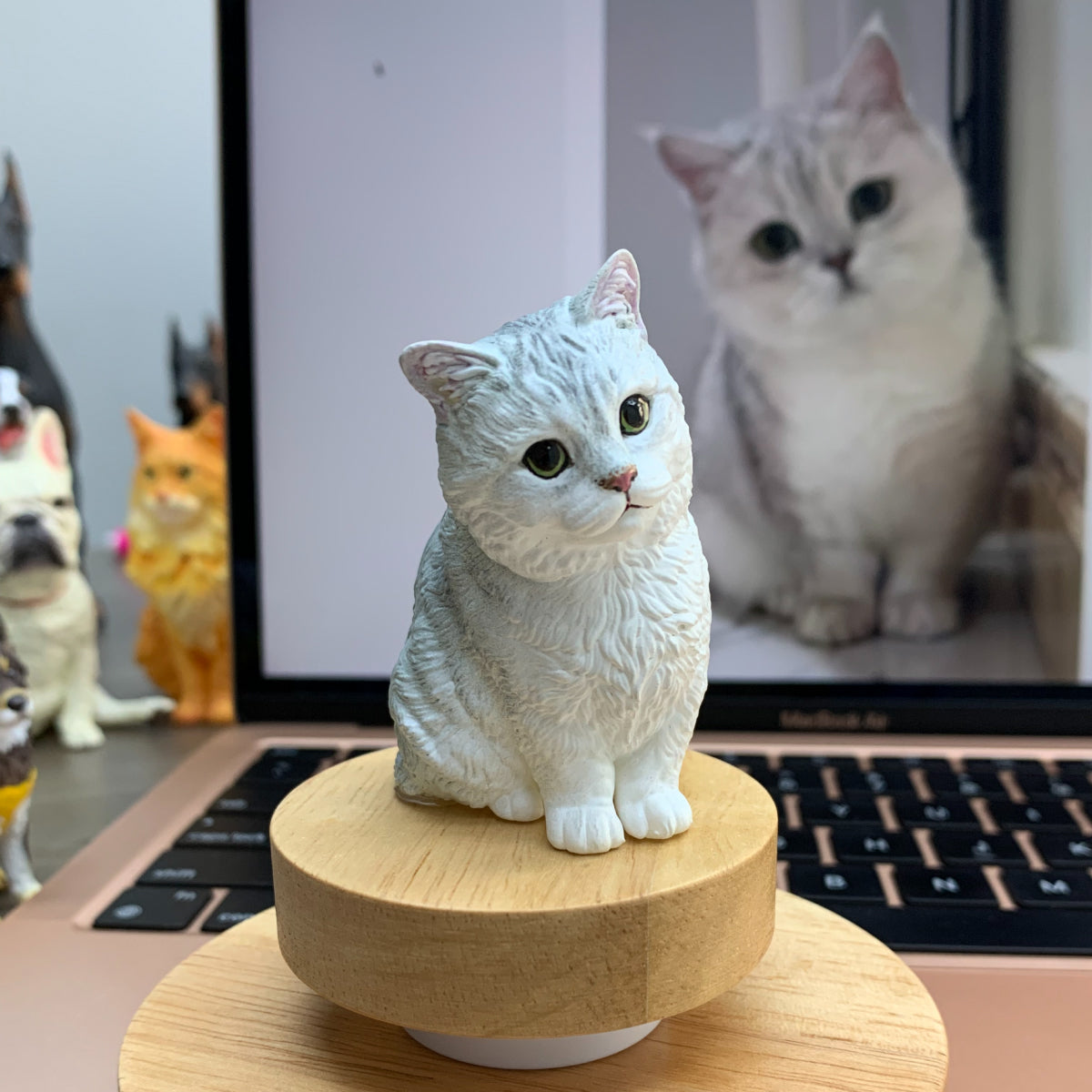 Custom Hand-Painted 3D Pet Sculpture